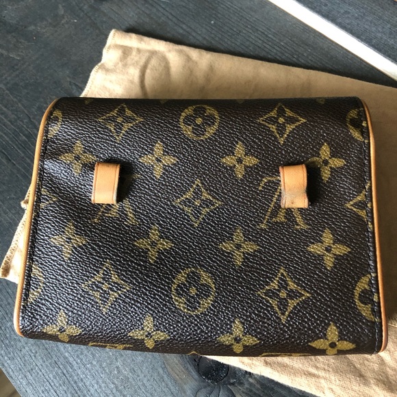SOLD** AUTHENTIC LOUIS VUITTON FLORENTINE POCHETTE - Picture 8 of 11
